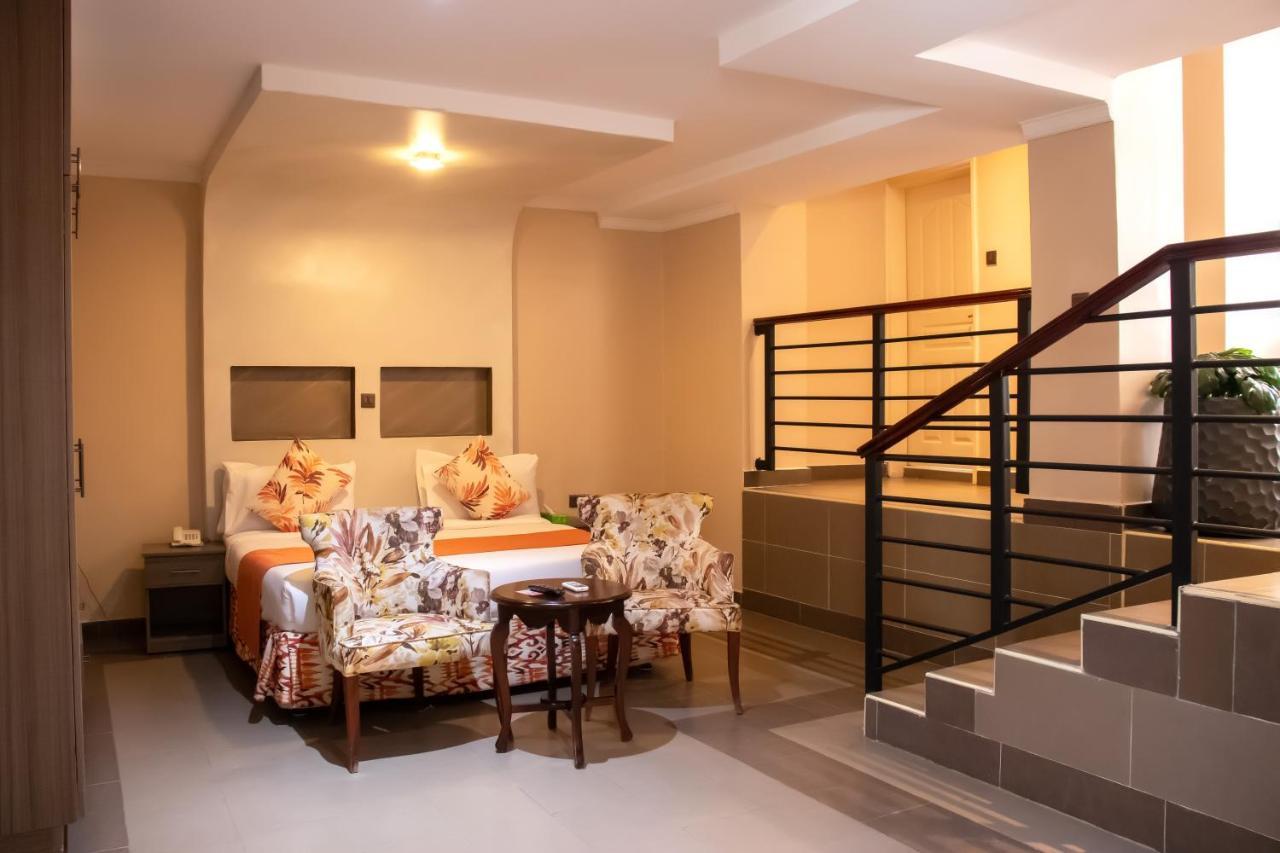 נקורו Hotel Waterbuck מראה חיצוני תמונה