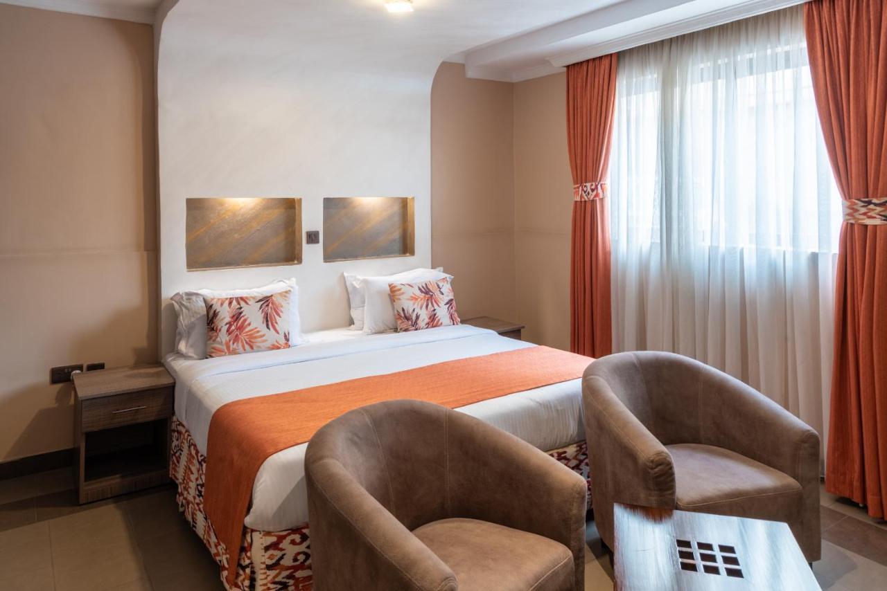נקורו Hotel Waterbuck מראה חיצוני תמונה