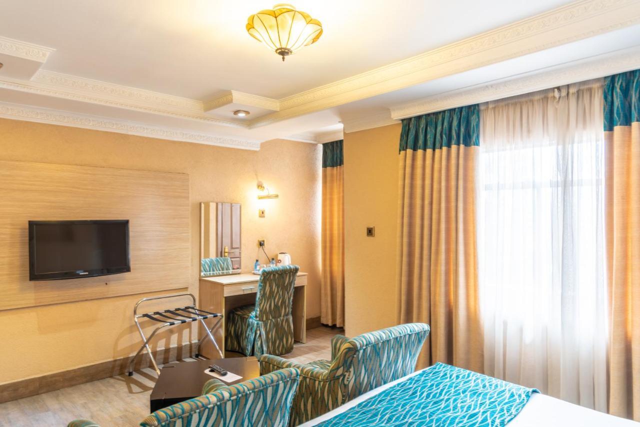 נקורו Hotel Waterbuck מראה חיצוני תמונה