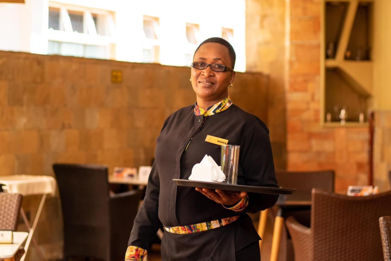 נקורו Hotel Waterbuck מראה חיצוני תמונה