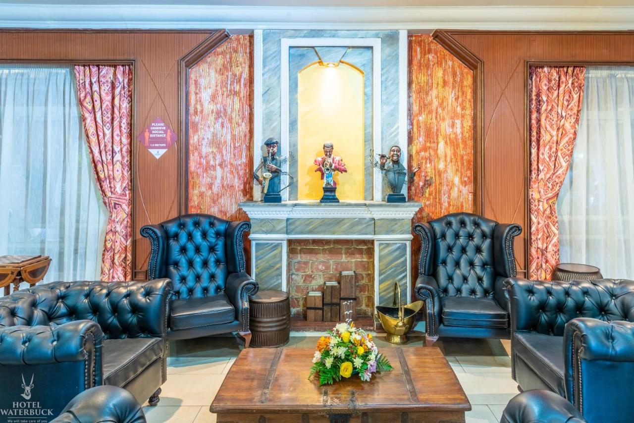 נקורו Hotel Waterbuck מראה חיצוני תמונה