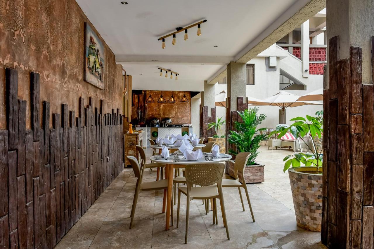 נקורו Hotel Waterbuck מראה חיצוני תמונה
